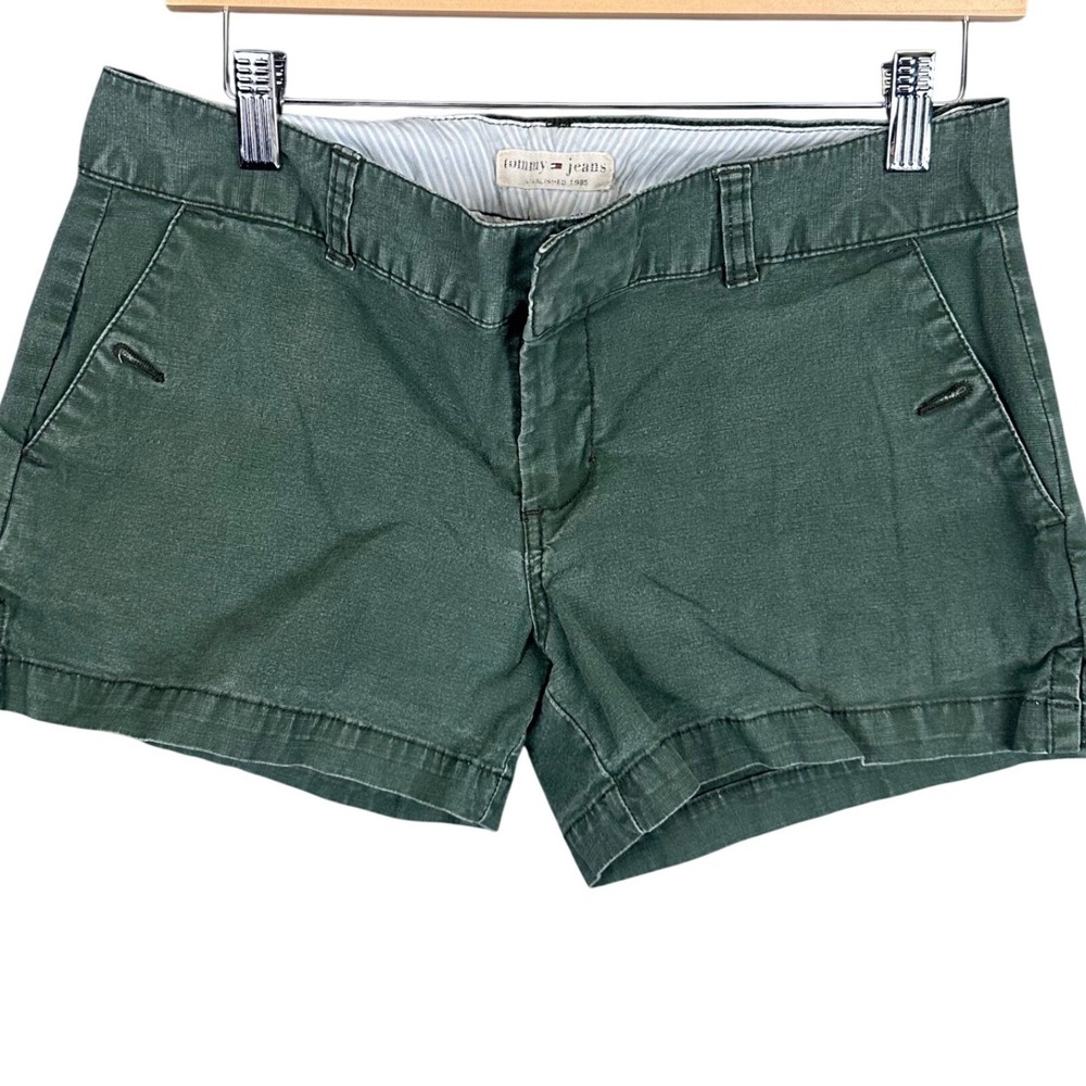 VTG Tommy Jeans Womens Forest Green Chino Shorts Size 7 Low Rise Stretch y2k